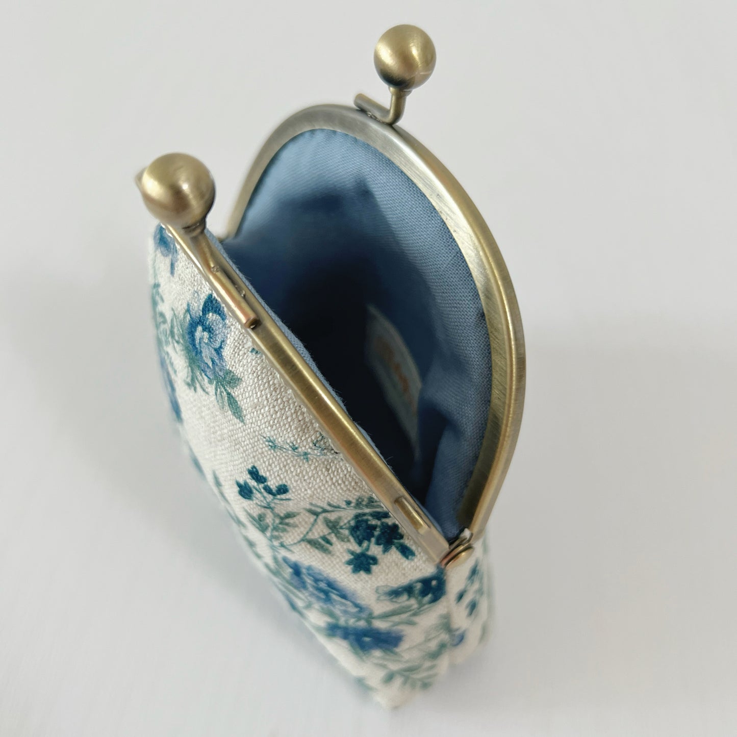 Vintage Blue Garden Floral - Handmade Fabric Kiss Lock Purse