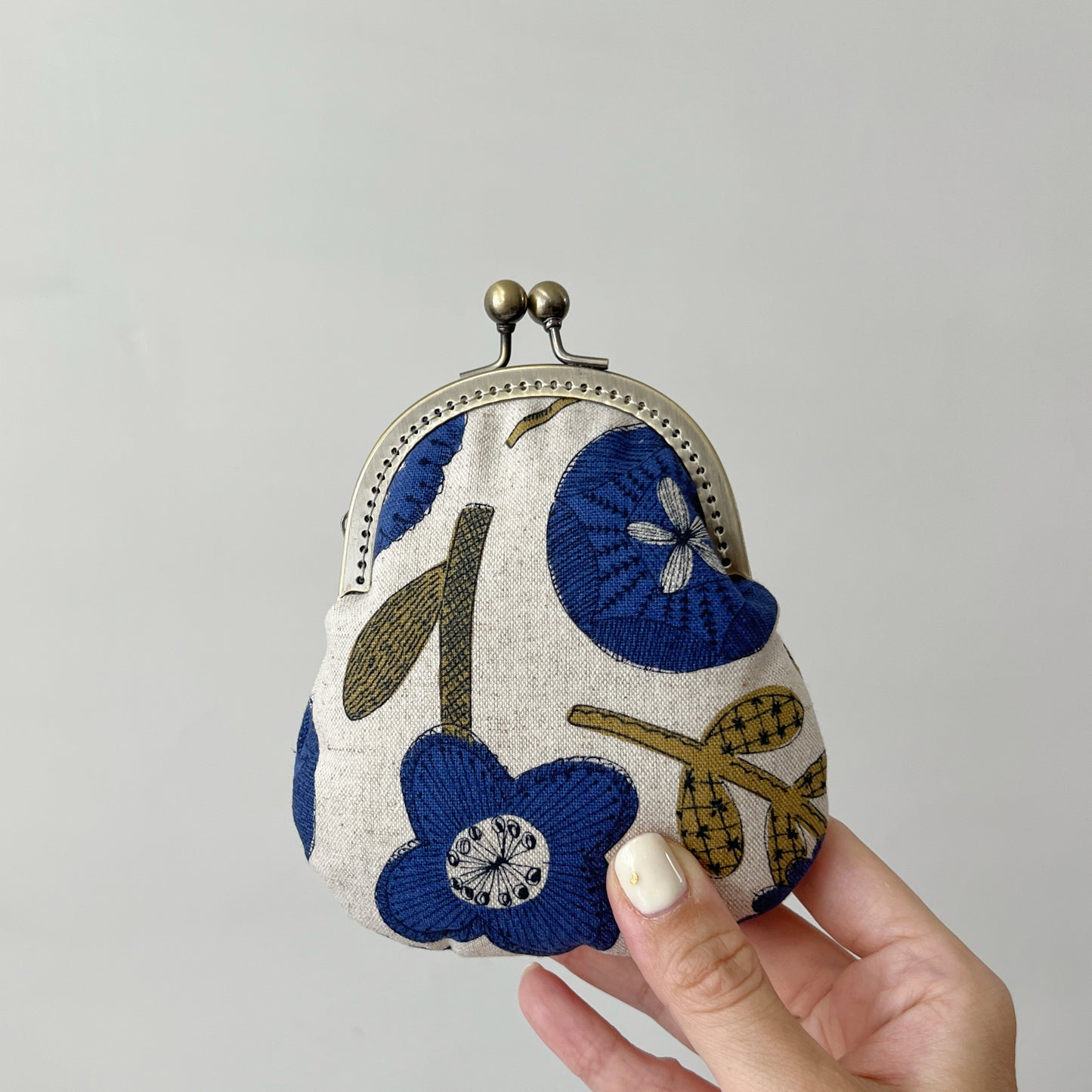 Cotton Canvas Blue Floral Fabric Kiss Lock Purse - Handmade Accessory Fabric Pouch