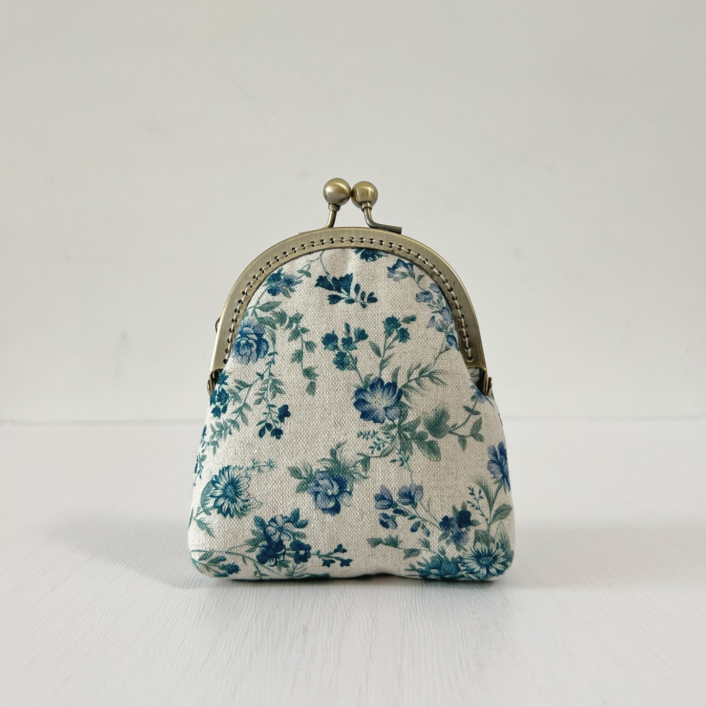 Vintage Blue Garden Floral - Handmade Fabric Kiss Lock Purse