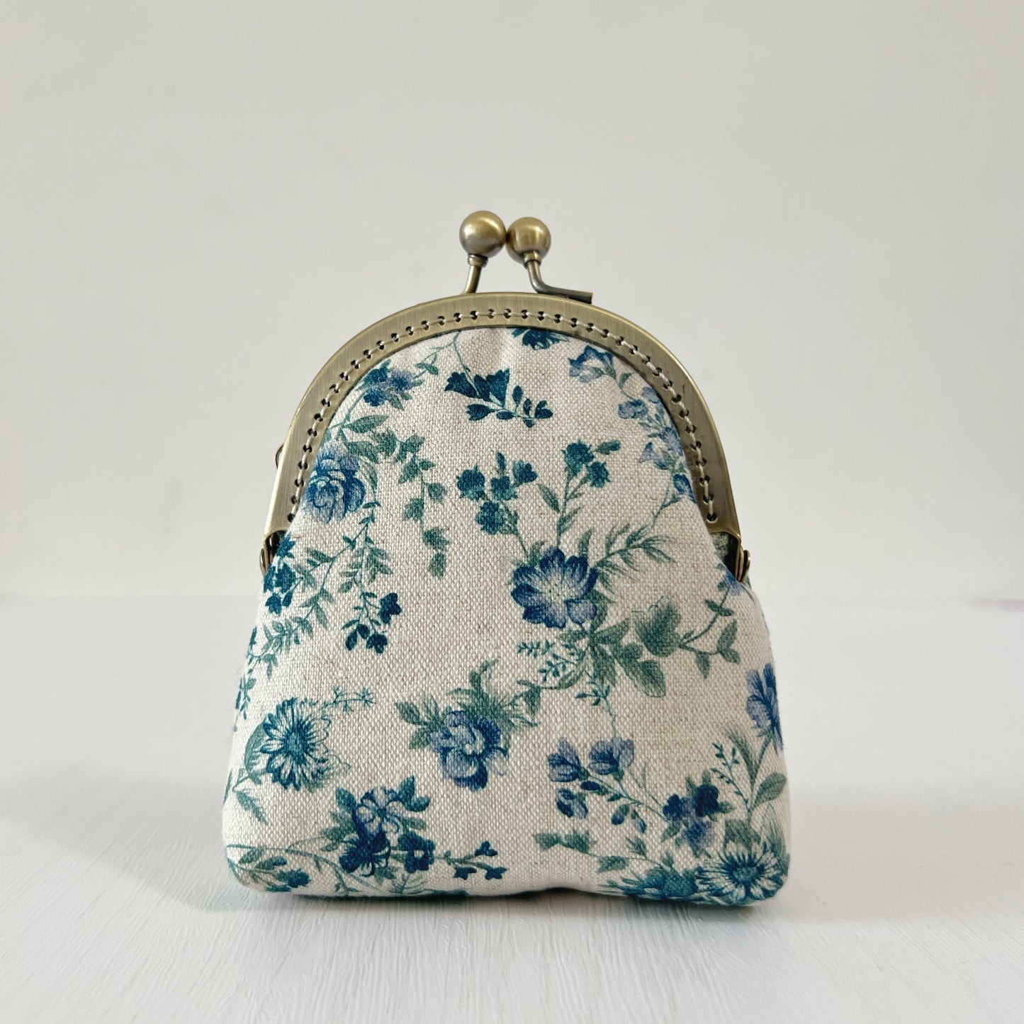 Vintage Blue Garden Floral - Handmade Fabric Kiss Lock Purse