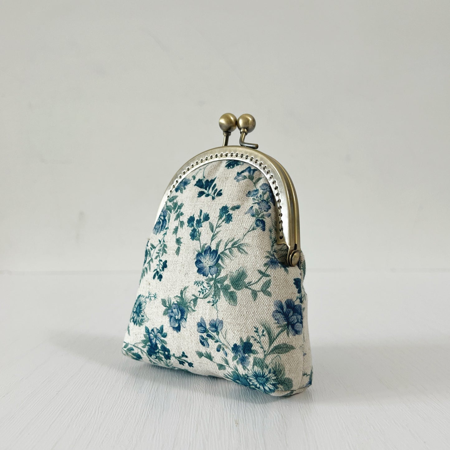 Vintage Blue Garden Floral - Handmade Fabric Kiss Lock Purse