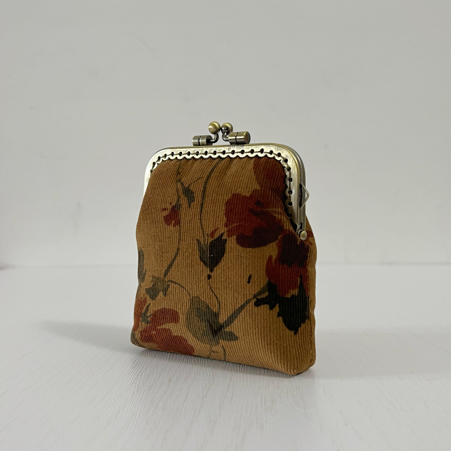 Old Brown Garden Corduroy Card Purse - Handsewn Kiss Lock Purse