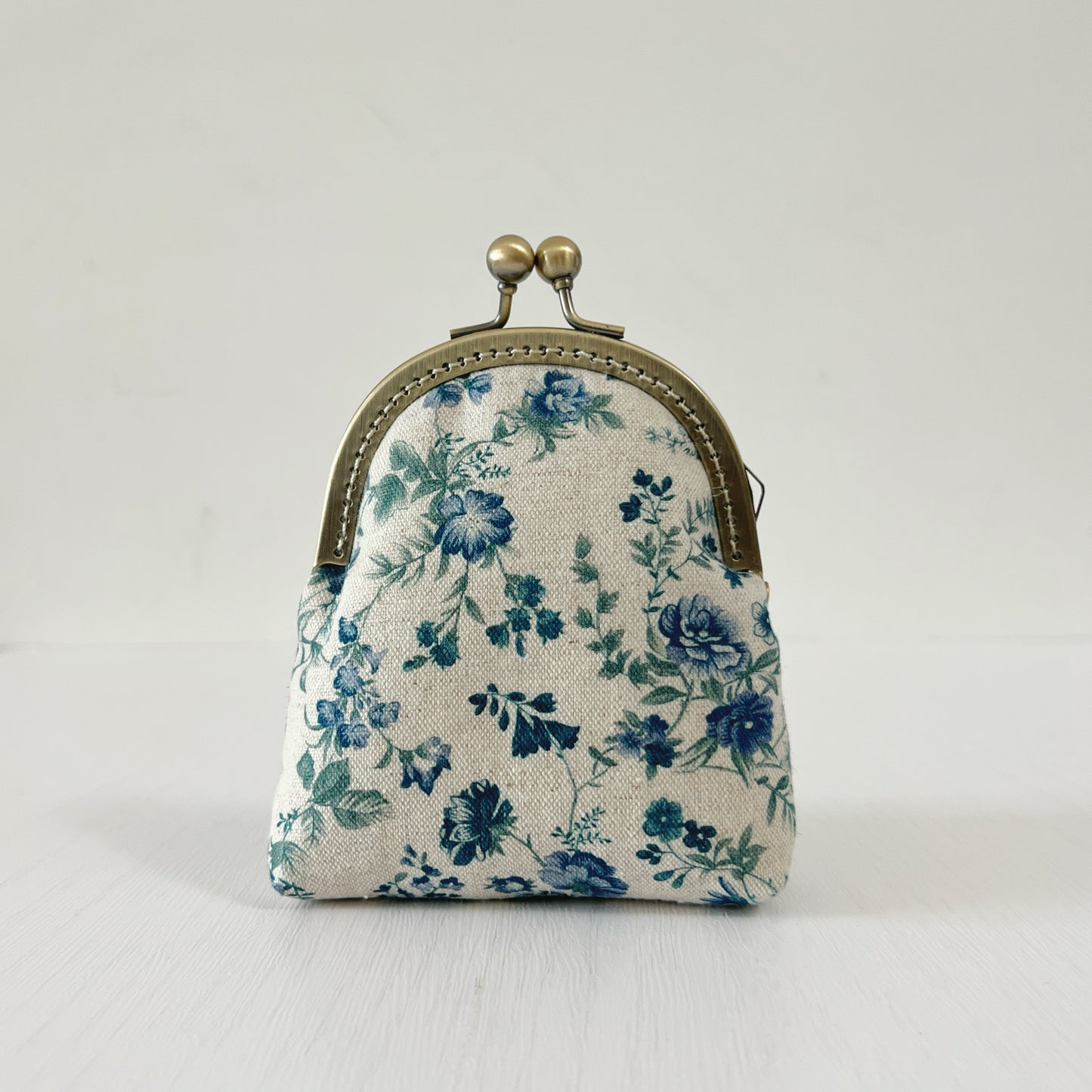 Vintage Blue Garden Floral - Handmade Fabric Kiss Lock Purse
