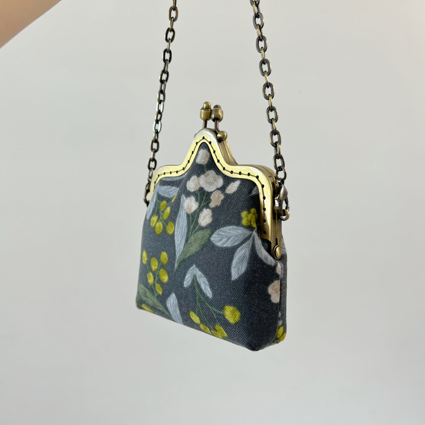 Blueberry Love - Handmade Kiss Lock Card Purse