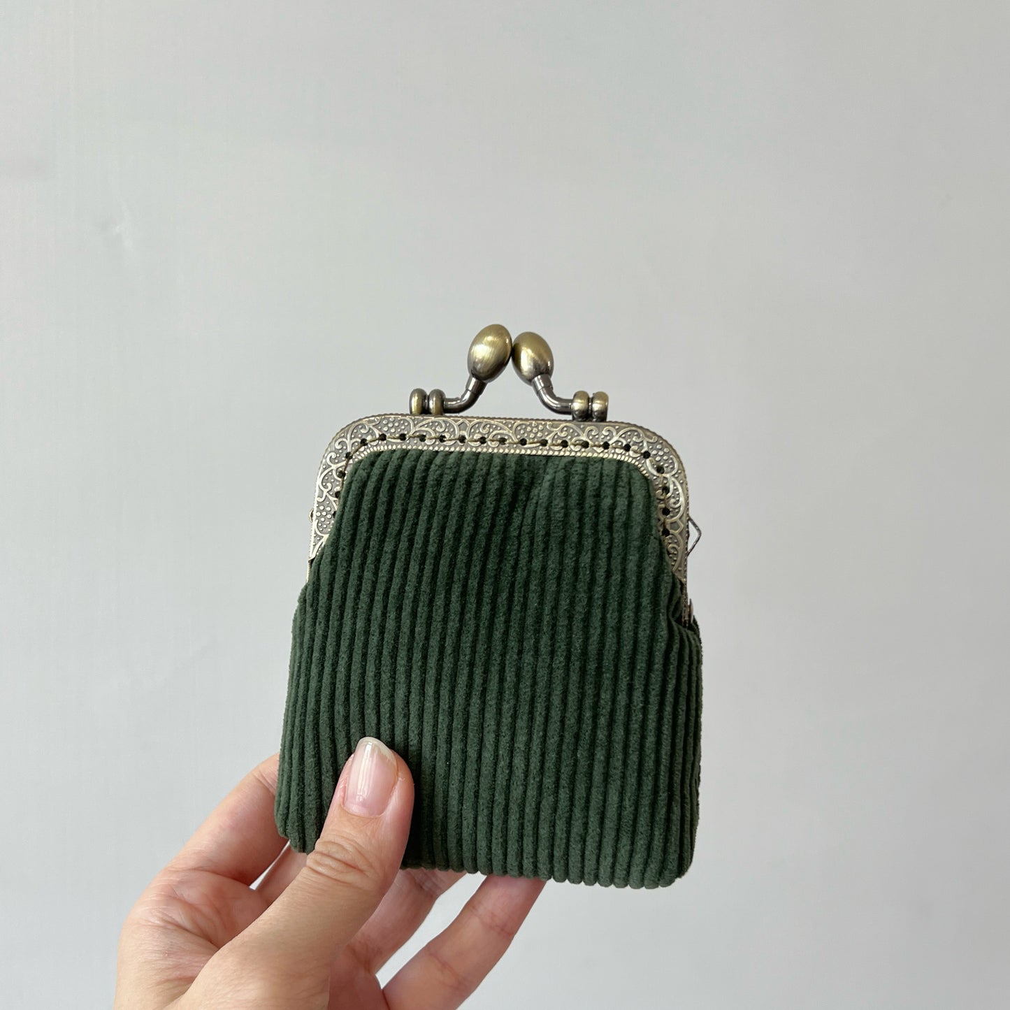 Green Corduroy Card Purse - Handsewn Kiss Lock Purse